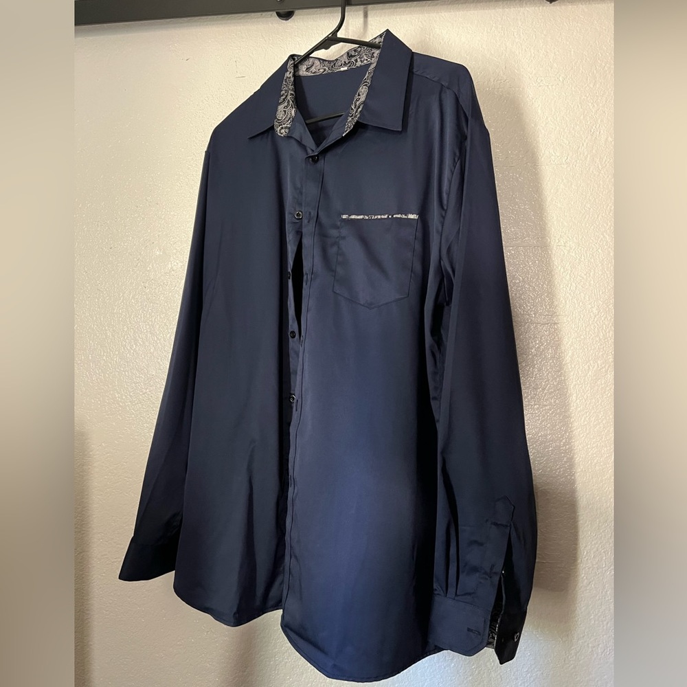 Men’s navy blue dress shirt